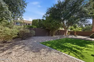 1689 E Iris Dr, Chandler, AZ 85286 - Photo 37