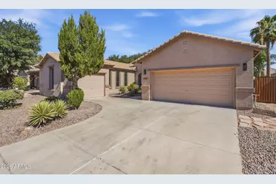 1689 E Iris Drive, Chandler, AZ 85286 - Photo 1