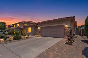2236 W Spur Dr, Phoenix, AZ 85085 - Photo 45