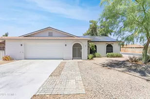 4056 W Mercer Ln, Phoenix, AZ 85029 - Photo 1