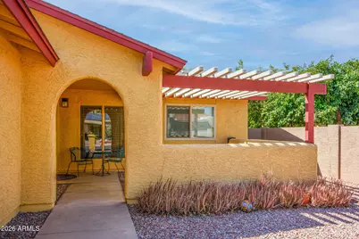 25821 S New Town Drive, Sun Lakes, AZ 85248 - Photo 3