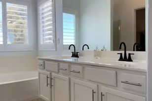 9009 W Monte Vista Rd, Phoenix, AZ 85037 - Photo 9