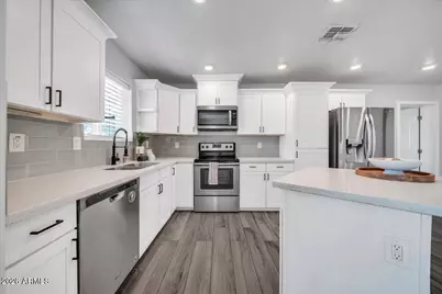 7226 N 23rd Avenue, Phoenix, AZ 85021 - Photo 5