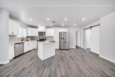 7226 N 23rd Avenue, Phoenix, AZ 85021 - Photo 11