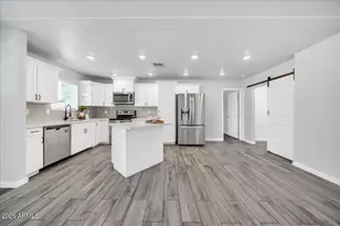 7226 N 23rd Ave, Phoenix, AZ 85021 - Photo 11