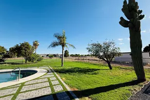 8663 E Winnston Cir, Mesa, AZ 85212 - Photo 13