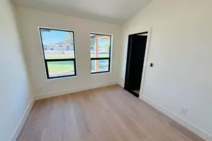8663 E Winnston Cir, Mesa, AZ 85212 - Photo 27