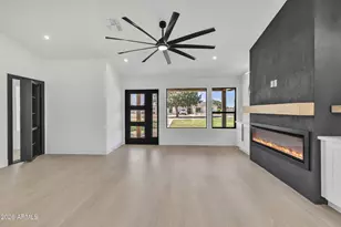 8663 E Winnston Cir, Mesa, AZ 85212 - Photo 17