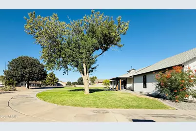 8663 E Winnston Circle, Mesa, AZ 85212 - Photo 9