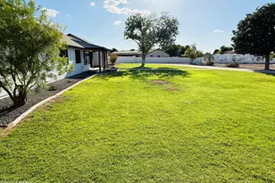 8663 E Winnston Cir, Mesa, AZ 85212 - Photo 3
