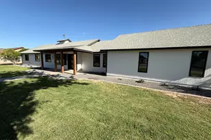 8663 E Winnston Cir, Mesa, AZ 85212 - Photo 7