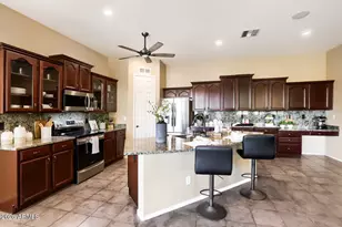 9386 S 181st Dr, Goodyear, AZ 85338 - Photo 9
