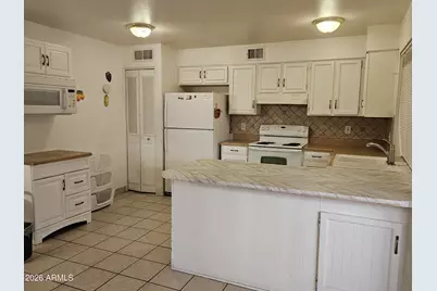 6602 N 46th Avenue, Glendale, AZ 85301 - Photo 7
