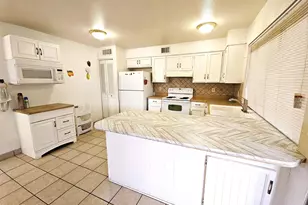 6602 N 46th Ave, Glendale, AZ 85301 - Photo 5