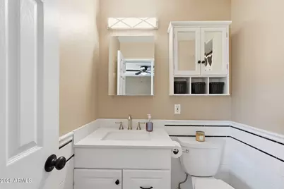 102 W Hackamore Avenue, Gilbert, AZ 85233 - Photo 21