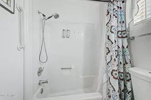 921 W Villa Theresa Dr, Phoenix, AZ 85023 - Photo 13