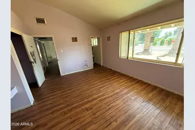 1112 W Bethany Home Road, Phoenix, AZ 85013 - Photo 9