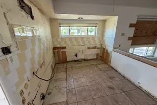 1112 W Bethany Home Rd, Phoenix, AZ 85013 - Photo 3