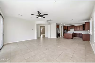 9114 W White Feather Lane, Peoria, AZ 85383 - Photo 11