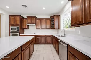 9114 W White Feather Ln, Peoria, AZ 85383 - Photo 13