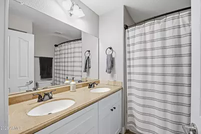 1004 E Amberwood Drive, Phoenix, AZ 85048 - Photo 45
