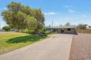 7810 N 36th Dr, Phoenix, AZ 85051 - Photo 3
