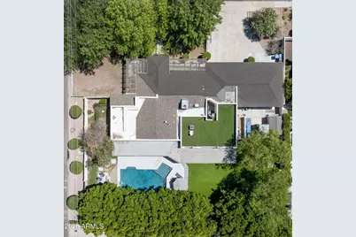 3744 E Turney Avenue, Phoenix, AZ 85018 - Photo 3