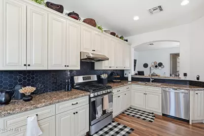 3358 E Packard Drive, Gilbert, AZ 85298 - Photo 3