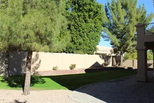 1628 E Glenhaven Dr, Phoenix, AZ 85048 - Photo 19