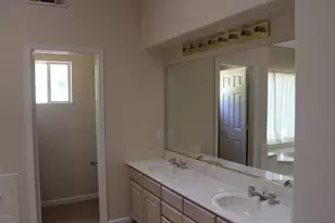 1628 E Glenhaven Dr, Phoenix, AZ 85048 - Photo 17