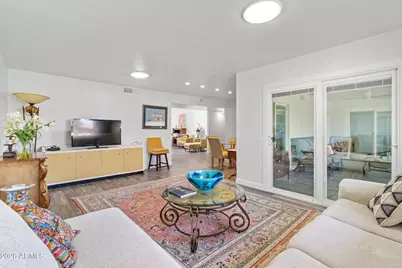 9801 W Pleasant Valley Road, Sun City, AZ 85351 - Photo 11
