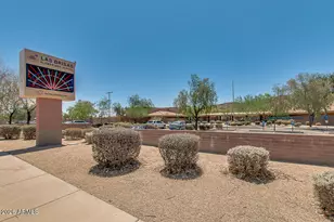 4451 W Creedance Blvd, Glendale, AZ 85310 - Photo 35