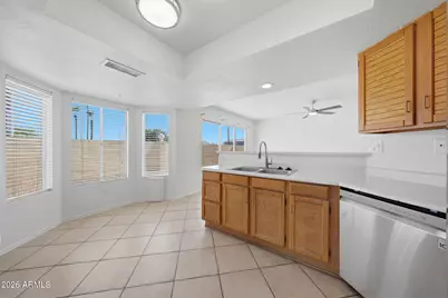 15161 N 90th Drive, Peoria, AZ 85381 - Photo 7