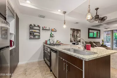 7137 E Rancho Vista Drive #1008, Scottsdale, AZ 85251 - Photo 11