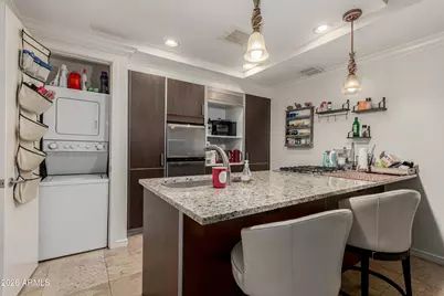 7137 E Rancho Vista Drive #1008, Scottsdale, AZ 85251 - Photo 9