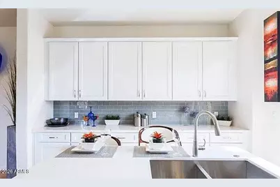 421 W 6th Street #1008, Tempe, AZ 85281 - Photo 3