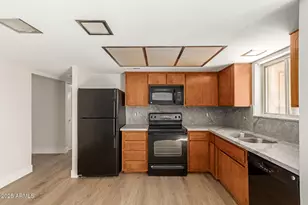 1821 W Augusta Ave, Phoenix, AZ 85021 - Photo 13