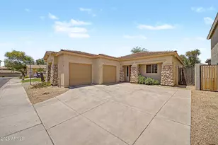 890 E Christine Pl, Chandler, AZ 85225 - Photo 1