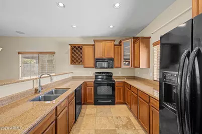 890 E Christine Place, Chandler, AZ 85225 - Photo 7