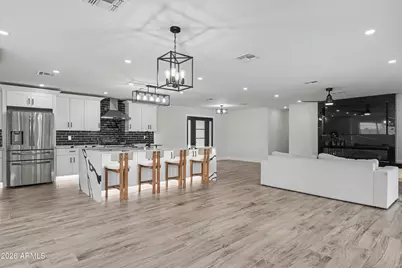 3117 E Sweetwater Avenue, Phoenix, AZ 85032 - Photo 9
