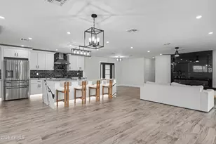 3117 E Sweetwater Ave, Phoenix, AZ 85032 - Photo 9