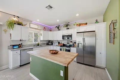 42714 N 11th Avenue, New River, AZ 85087 - Photo 19