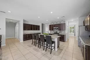 808 W Brangus Way, San Tan Valley, AZ 85143 - Photo 11