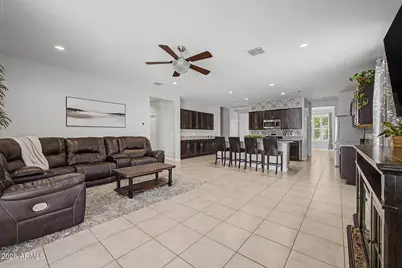 808 W Brangus Way, San Tan Valley, AZ 85143 - Photo 11