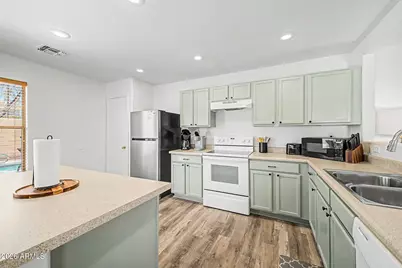 17054 W Rimrock Street, Surprise, AZ 85388 - Photo 9