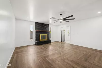 2305 W Maryland Avenue, Phoenix, AZ 85015 - Photo 23