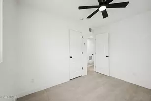 2305 W Maryland Ave, Phoenix, AZ 85015 - Photo 19