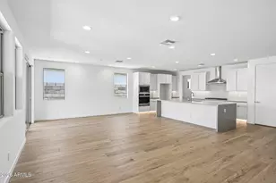 7950 W Loma Ln, Peoria, AZ 85345 - Photo 29
