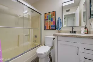 913 E Wahalla Ln, Phoenix, AZ 85024 - Photo 29