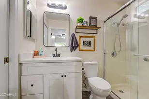 913 E Wahalla Ln, Phoenix, AZ 85024 - Photo 21